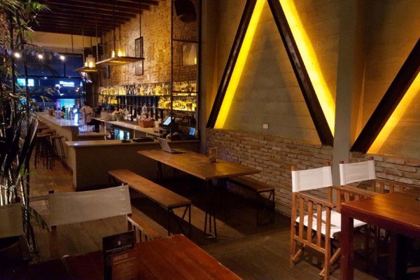 Water Front Restaurant